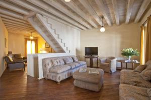 Posezení v ubytování Resort Brandolini Rota