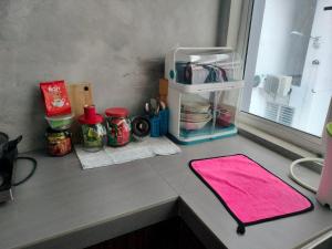 ジョージタウンにあるJomStay At Georgetownの台所カウンター