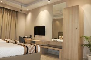 Fotografie z fotogalerie ubytování Infinity Stays Hotel Near Medanta Hospital v destinaci Gurgáon