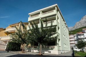 Το κτήριο όπου στεγάζεται  το διαμέρισμα