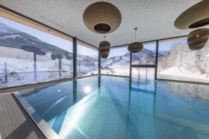 Bazén v ubytování Bachgut - Das Resort am Berg nebo v jeho okolí