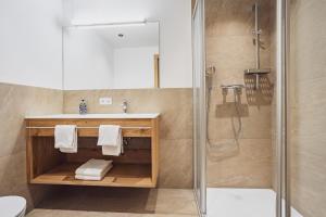 Ένα μπάνιο στο Hotel Bad Neunbrunnen am Waldsee - non Halal