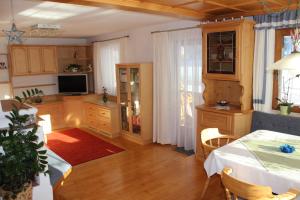 Kuchyň nebo kuchyňský kout v ubytování Ferienwohnung Irene