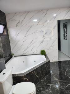Hotel El Paraiso Boutique的一间浴室