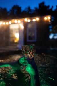 Foto dalla galleria di Designový Tiny house(minidomeček) U Mluvících kamenů a Staré Křečany