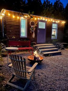 Zahrada ubytování Designový Tiny house(minidomeček) U Mluvících kamenů + 30 fotografií
