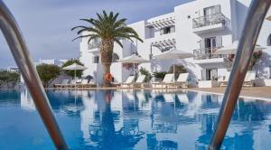 Photo de la galerie de l'établissement Galaxy Hotel Naxos, à Naxos Chora