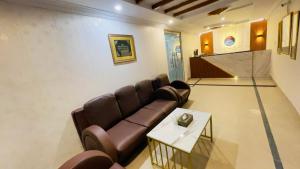 Posezení v ubytování Hotel New Mid City Multan