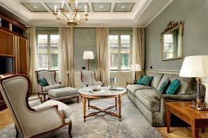 Χώρος καθιστικού στο Luxury Apartments by Palazzo Portinari Salviati