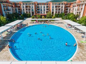Bazén v ubytování Prestige Fort Beach - Full Board nebo v jeho okolí