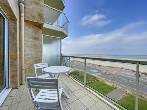Balkón alebo terasa v ubytovaní Appartement 2 chambres avec balcon et cuisine équipée - FR-1-236-145