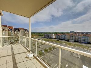 Balkón alebo terasa v ubytovaní Appartement 2 chambres avec balcon et cuisine équipée - FR-1-236-145