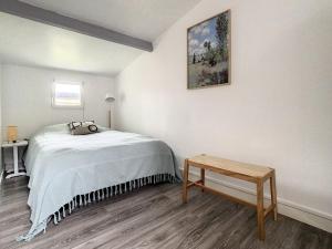 Posteľ alebo postele v izbe v ubytovaní Villa lumineuse à Stella-Plage, jardin clos, terrasse, proche plage et commerces - 6 personnes - FR-1-236-151
