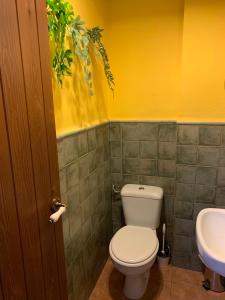 Koupelna v ubytování Spanglish Hostel Benidorm
