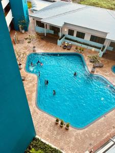 Бассейн в Mutiara Melaka Beach Resort by ZH или поблизости