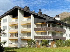 Üldine mäevaade või majutusasutusest Apartment Triangel C Ronida by Interhome pildistatud vaade