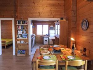 Fotografie z fotogalerie ubytování Apartment Alpa by Interhome v destinaci Bürchen