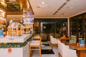 Restaurace v ubytování Rosamia Da Nang Hotel