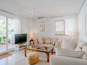 Μια τηλεόραση ή/και κέντρο ψυχαγωγίας στο Apartment Xabia Port Plus by Interhome