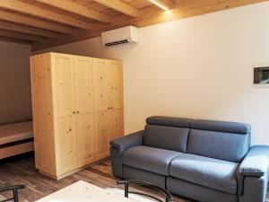 Posezení v ubytování Studio La Bella Sirta by Interhome