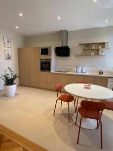 Kuchyň nebo kuchyňský kout v ubytování Le vintage