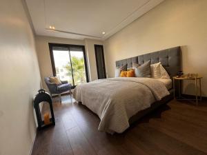 Letto o letti in una camera di Luxury Oceanfront Villa with Private Pool!