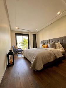 Letto o letti in una camera di Luxury Oceanfront Villa with Private Pool!