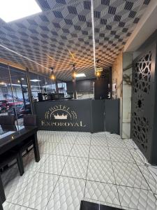 Restaurace v ubytování Exporoyal Hotel