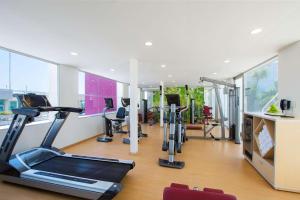 Fitness centrum a/nebo fitness zařízení v ubytování NH Puebla Centro Histórico