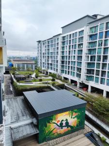 Το κτήριο όπου στεγάζεται  το διαμέρισμα +15 φωτογραφίες