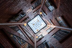 an overhead view of a brick building at 5Q House Quinta Camacho in Bogotá