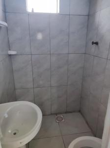 Ένα μπάνιο στο Pousada Hawaí