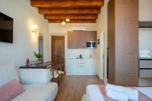 A kitchen or kitchenette at Casa Del Balsamo
