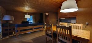 Ảnh trong thư viện ảnh của Sauna | Wi-Fi | Terrace | Wood stove | Cable TV ở Lofsdalen