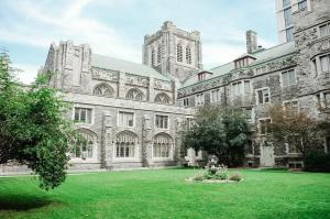 Zahrada ubytování Knox Residence - University of Toronto