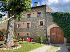Vonkajšia záhrada v ubytovaní Casa rural Can Canà Natura a la Cerdanya