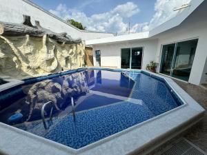 Bazén v ubytování Casa palma Cartagena de Indias, Colombia nebo v jeho okolí