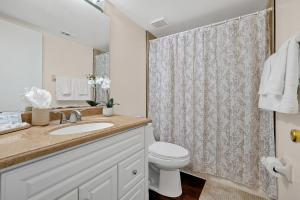 Bagno di Direct Oceanfront Condo with amazing Views near Cocoa Beach