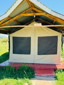 Φωτογραφία από το άλμπουμ του Flair Camp Experiences σε Ololaimutiek