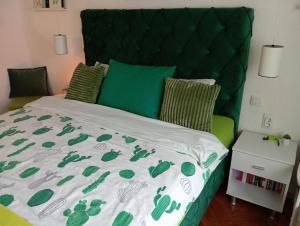 Billede fra billedgalleriet på Green Cactus Rooms - unique and cozy house i Senta