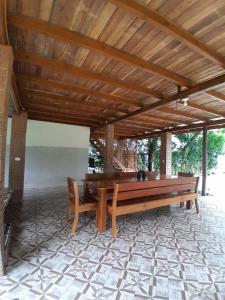 Foto sihtkohas Guápiles asuva majutusasutuse Riverside Oasis Cabin with A C galeriist