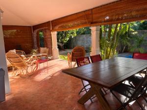 Billede fra billedgalleriet på Maison Lacoste, villa 150 m2, jardin 750m2 i Pereybere