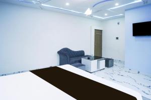 TV a/nebo společenská místnost v ubytování Hotel O The Value