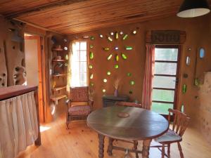 Posezení v ubytování The Mill, Cobhouse