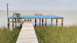 Fotografie z fotogalerie ubytování Bayfront Bliss & Great Fishing -Water Views & Beach Nearby v destinaci Bolivar Peninsula
