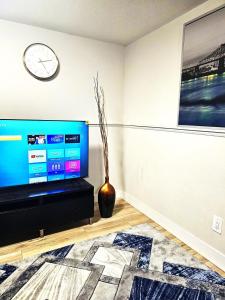 Fotografie z fotogalerie ubytování 1 Bedroom Apartment with Living Room and Full Washroom to yourself alone and a private car park v destinaci London + 7 fotografií