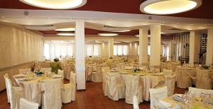 Restaurace v ubytování Le Onde Resort + 37 fotografií