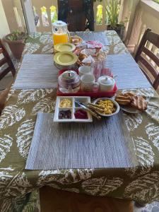 Makanan di atau berdekatan apartmen