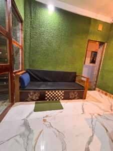 Istumisnurk majutusasutuses Plush hotels