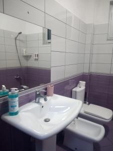 Bagno di Prince Hotel Fier